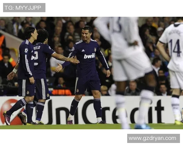 欧冠激战巴萨4-0热刺战术解析与绝杀时刻回顾