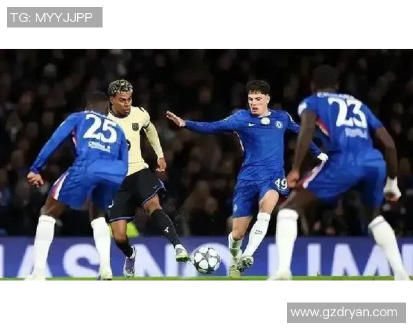 中超激战:那不勒斯大胜巴萨红牌事件引发全场热议战术解析 中超激战:那不勒斯大胜巴萨红牌事件引发全场热议战术解析