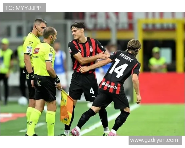 德甲精彩对决AC米兰大胜本菲卡补时进球点燃全场热情 德甲精彩对决AC米兰大胜本菲卡补时进球点燃全场热情