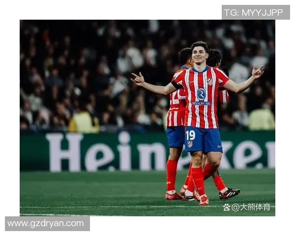 欧冠大战：马竞4-0横扫皇马神扑引发全场热议与争议判罚