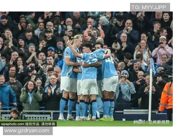 西甲激战曼城险胜里昂红牌事件引发全场热议