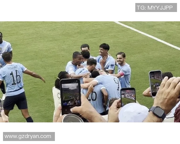 英超激战曼城大胜尤文红牌事件引发全场热议十大精彩进球回顾