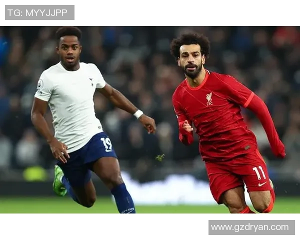 西甲焦点战利物浦与热刺战成平局红牌争议引发全场热议