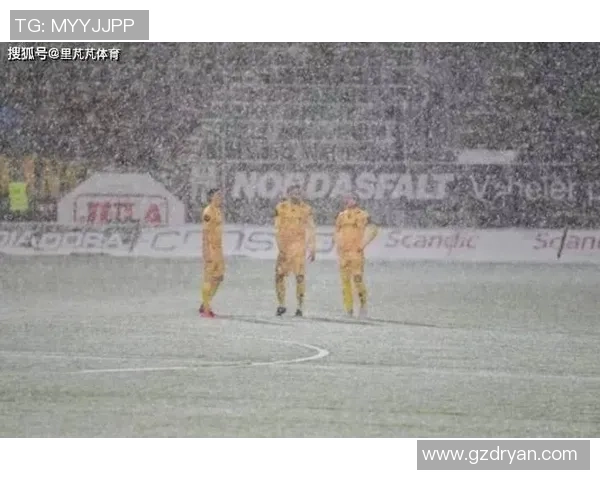 足总杯精彩对决国米3-0战胜马竞争议判罚引发全场热议