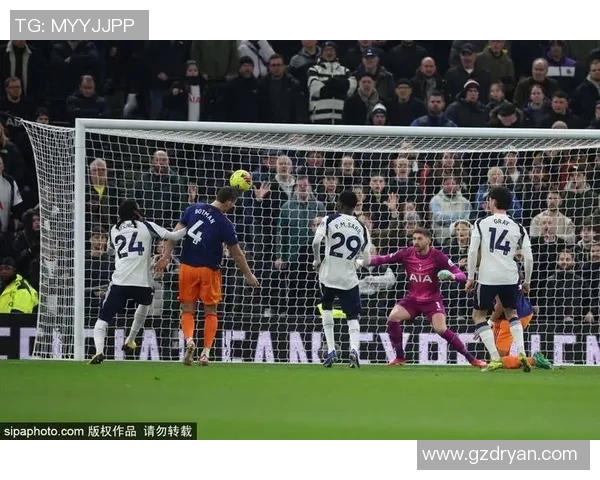 中超热刺与马竞激战成平局红牌事件引发全场热议与争议